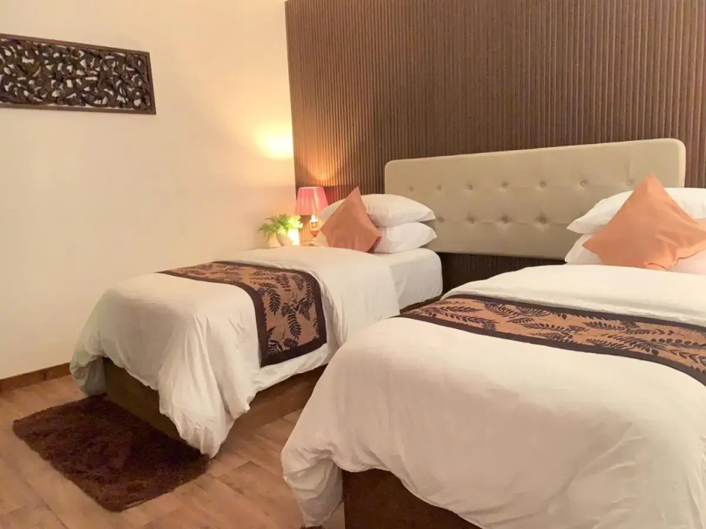 Himeyn Beach Inn   Ocho Homes By Eight Continents