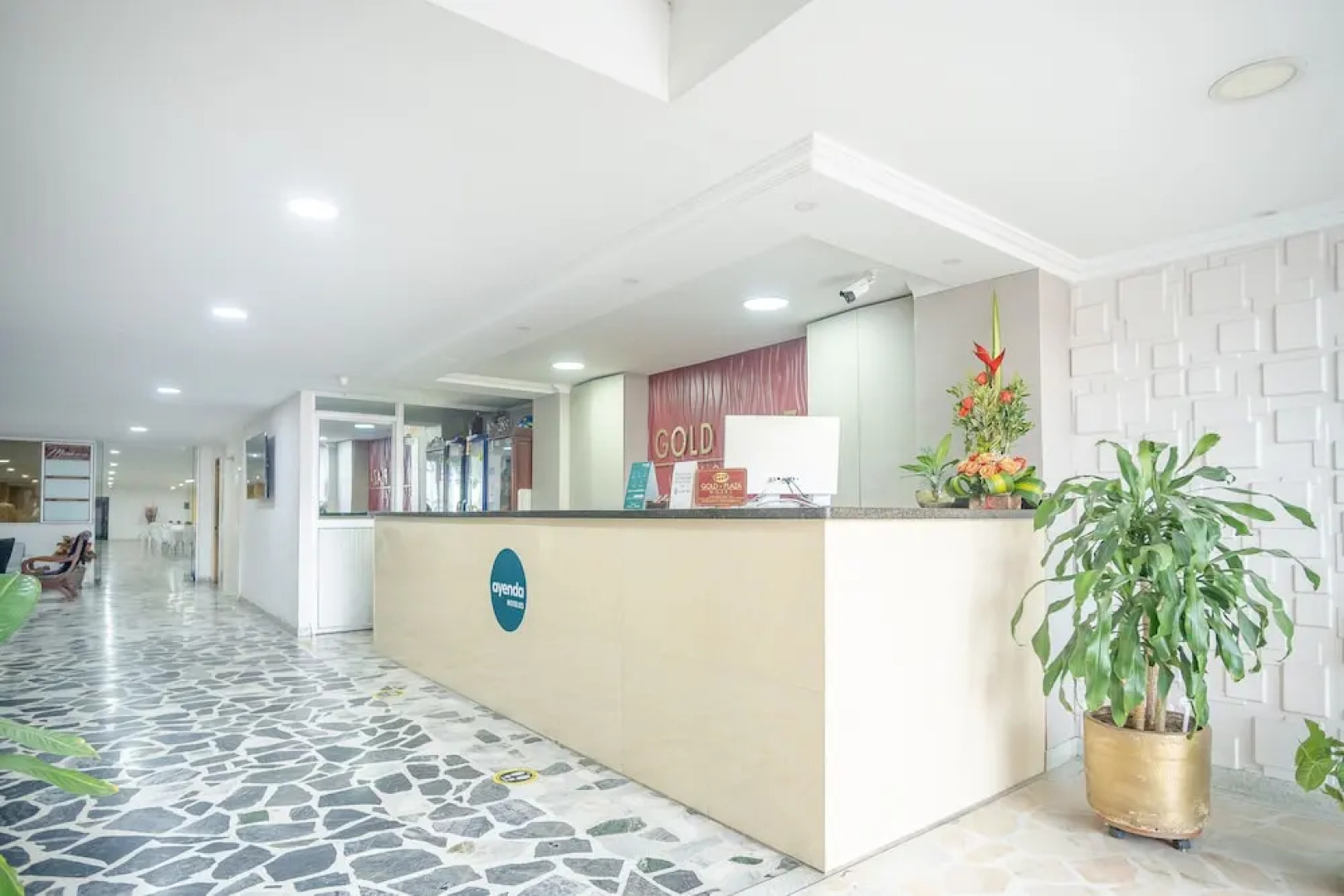 Ayenda 1910 Gold Plaza