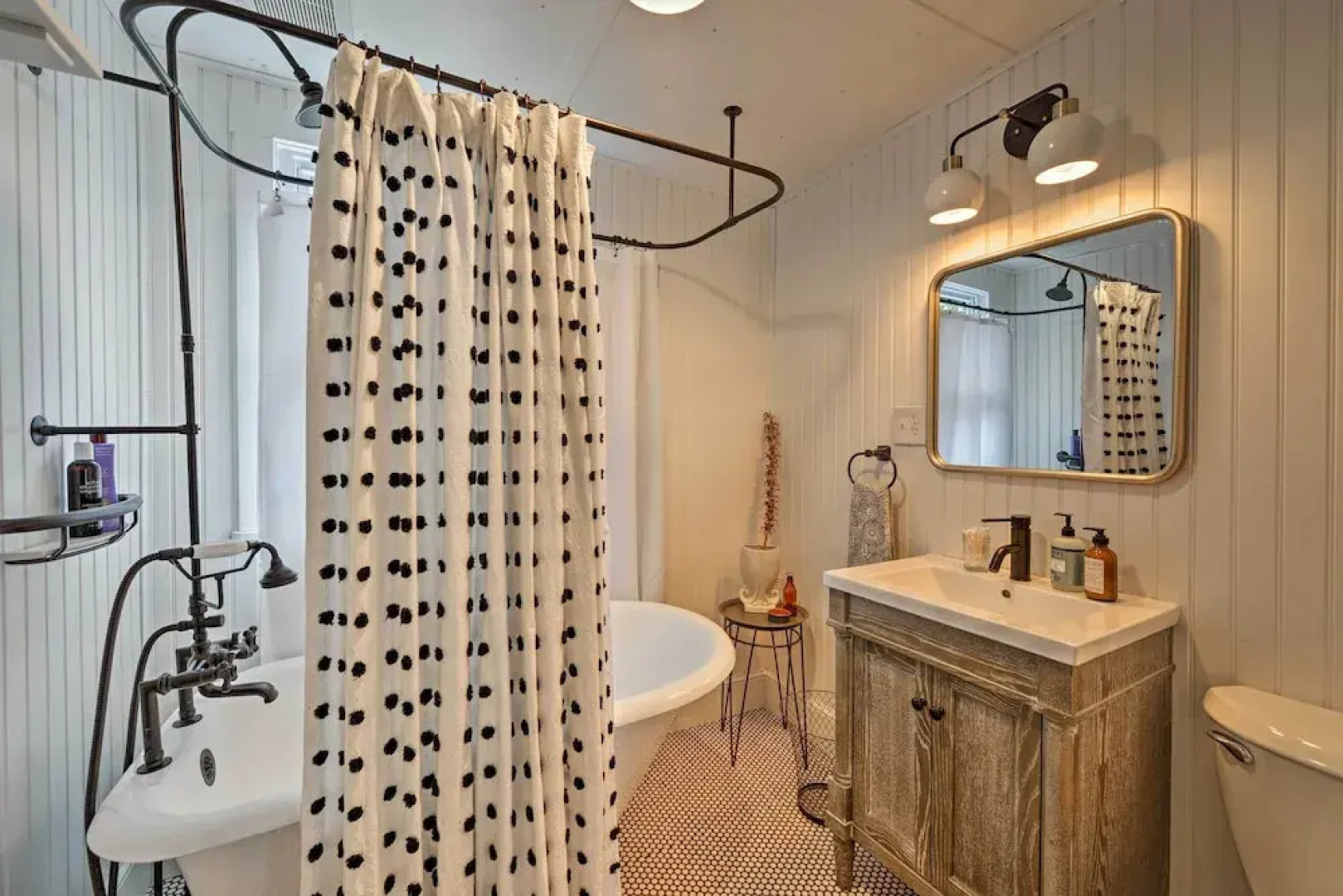 'poplar Cottage' Minutes to Stone Harbor Beaches!