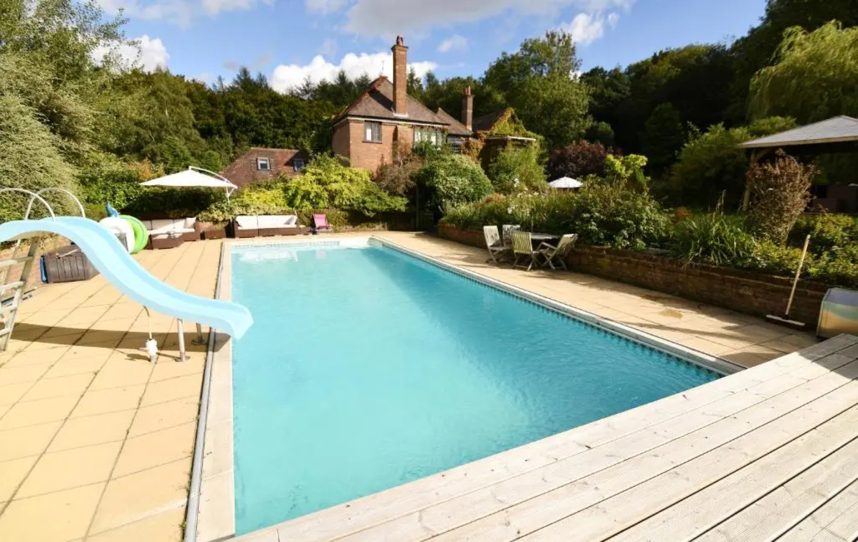 The Limes Country House with heated pool & Hot Tub