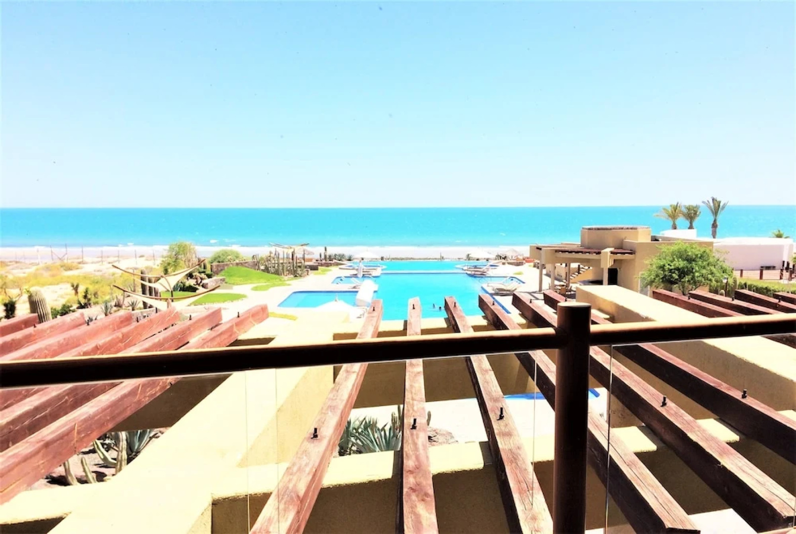 Encanto Living 0202 1BR by Kivoya