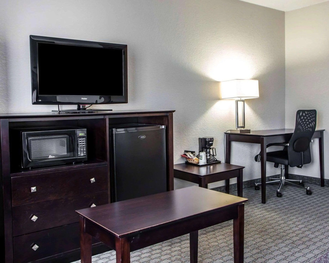 Quality Inn & Suites Ankeny - Des Moines