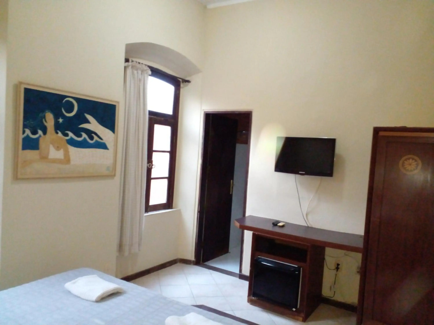 Solar do Carmo Suites & Apartments