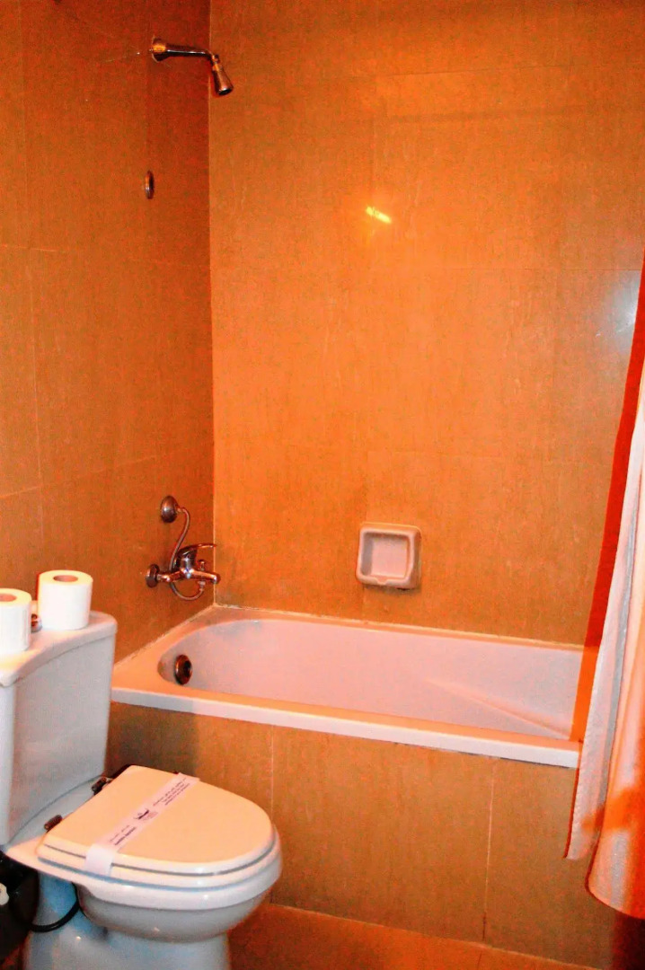 Gondola Hotel and Suites