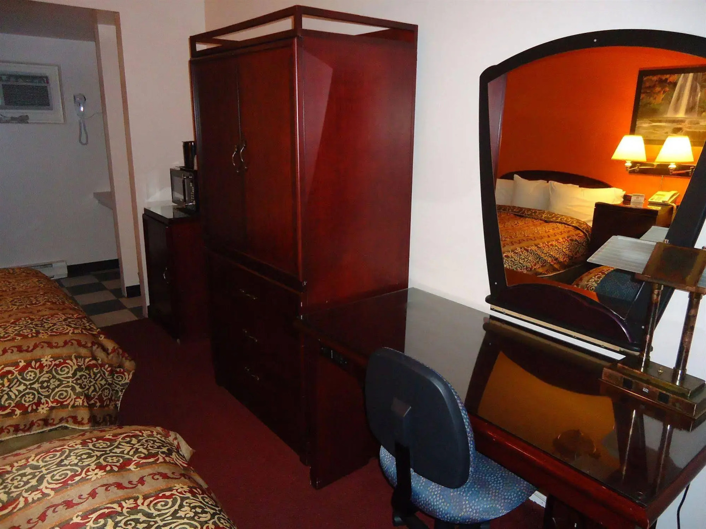 Imperial Fireside Inn