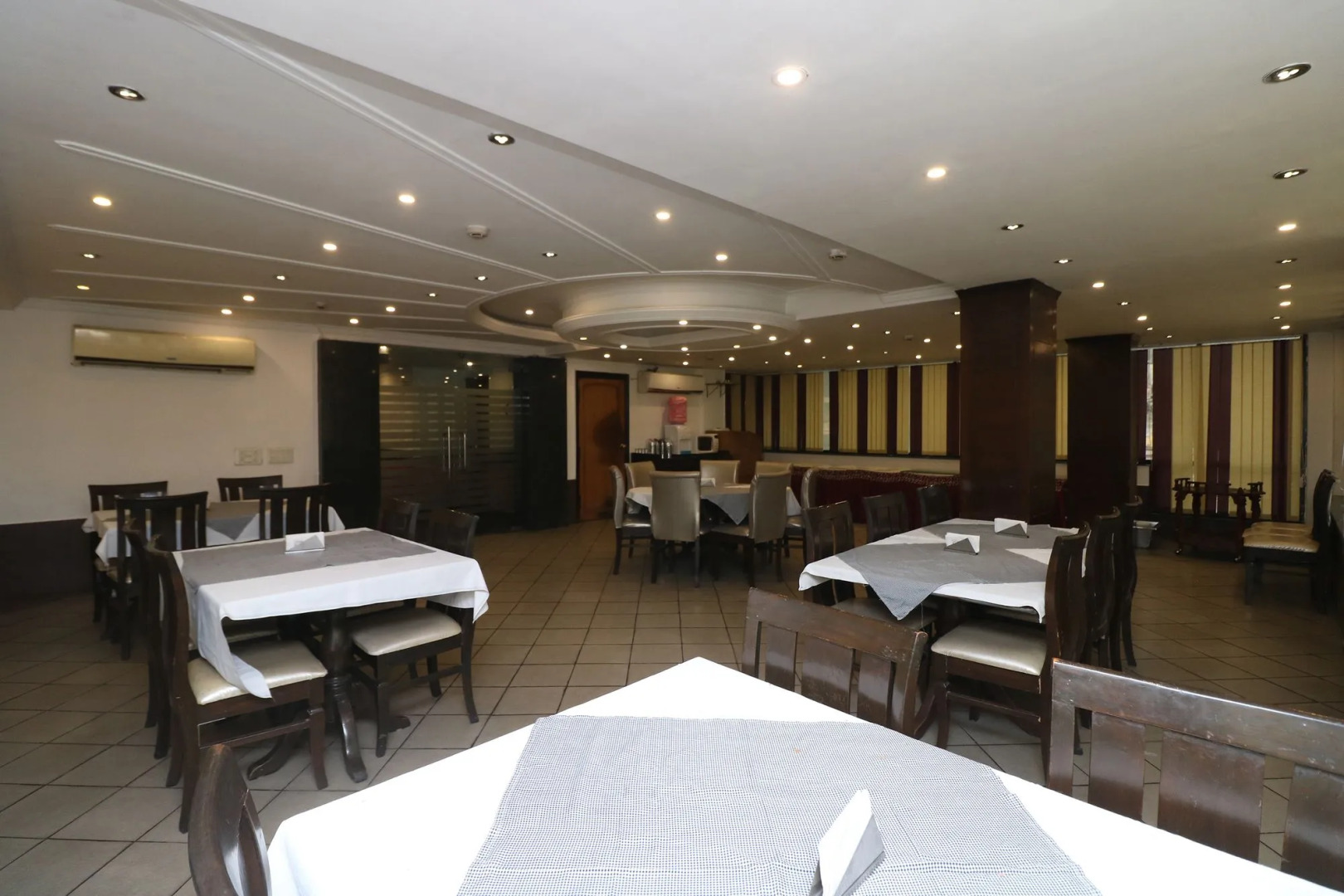 OYO 9978 Hotel Calista