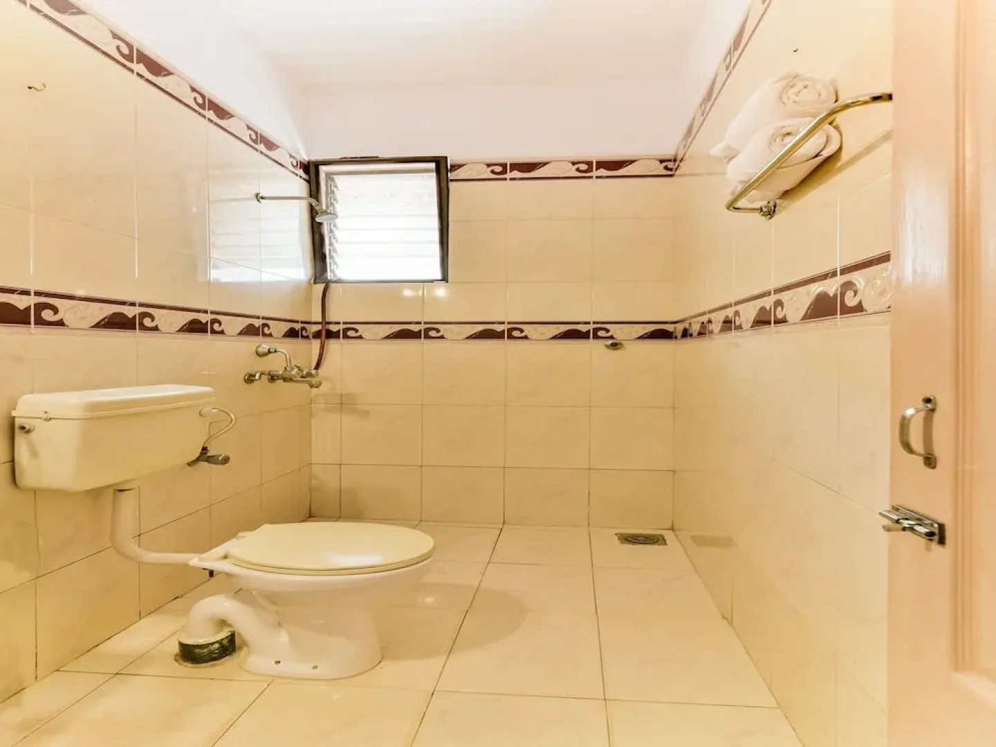 OYO 2320 Hotel Mayura Novacity