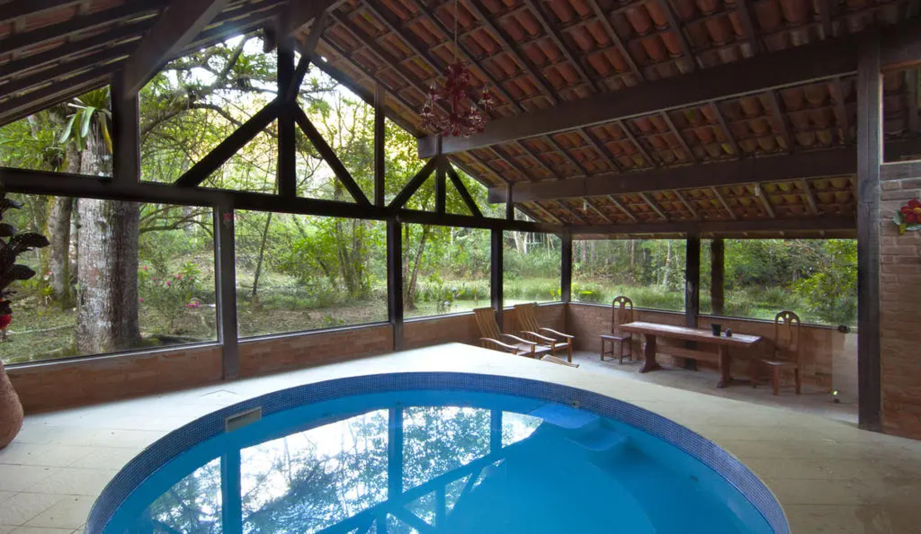 Pousada no Caminho do Marimbondo