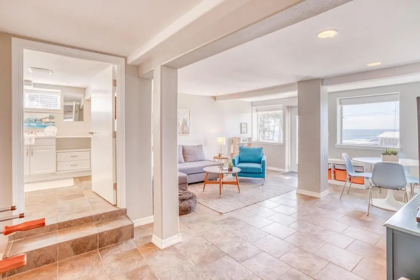 Depoe Bay Whalehouse