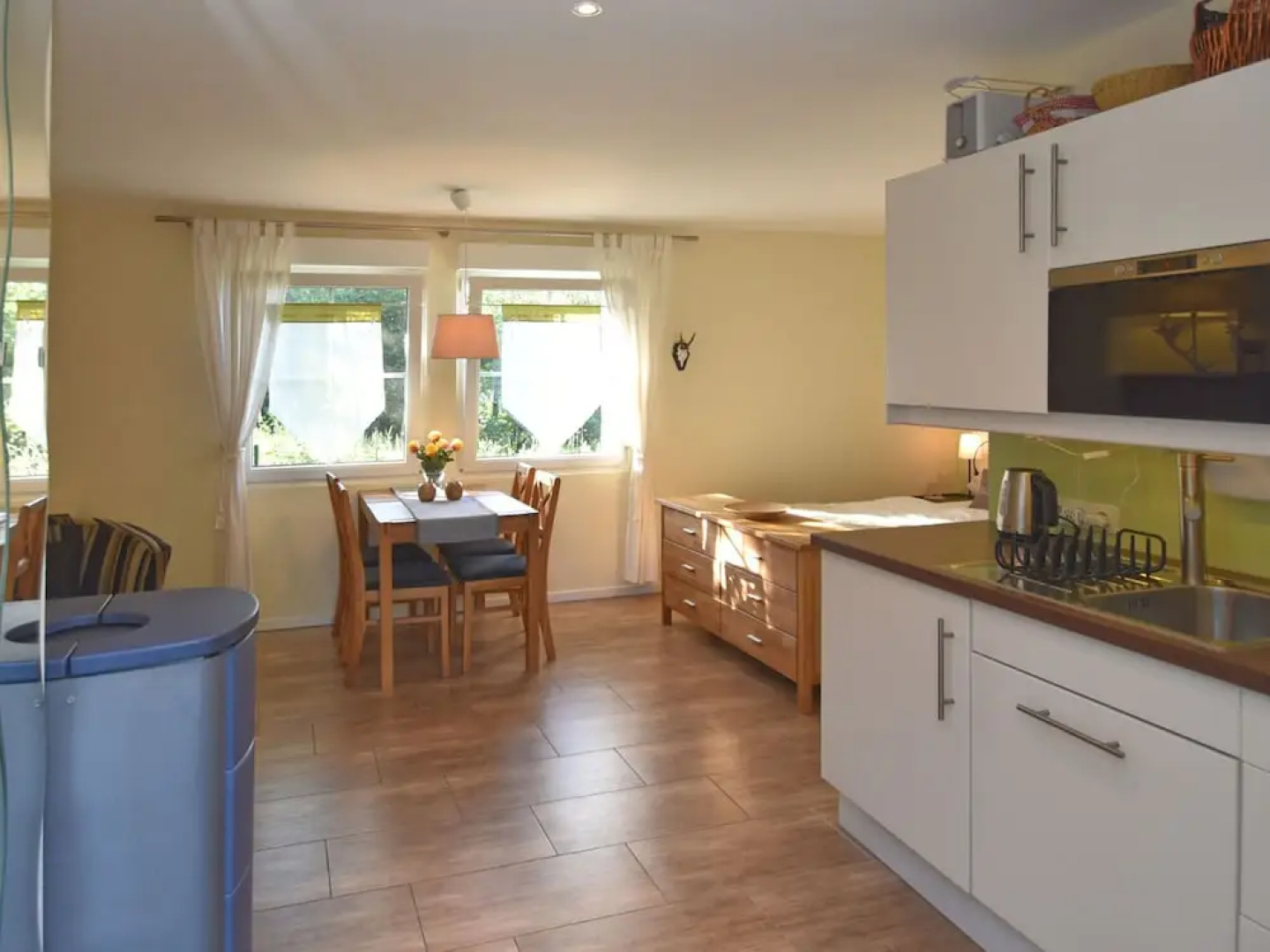 Cosy Holiday Home With Garden, Terrace, Barbecue, Deckchairs