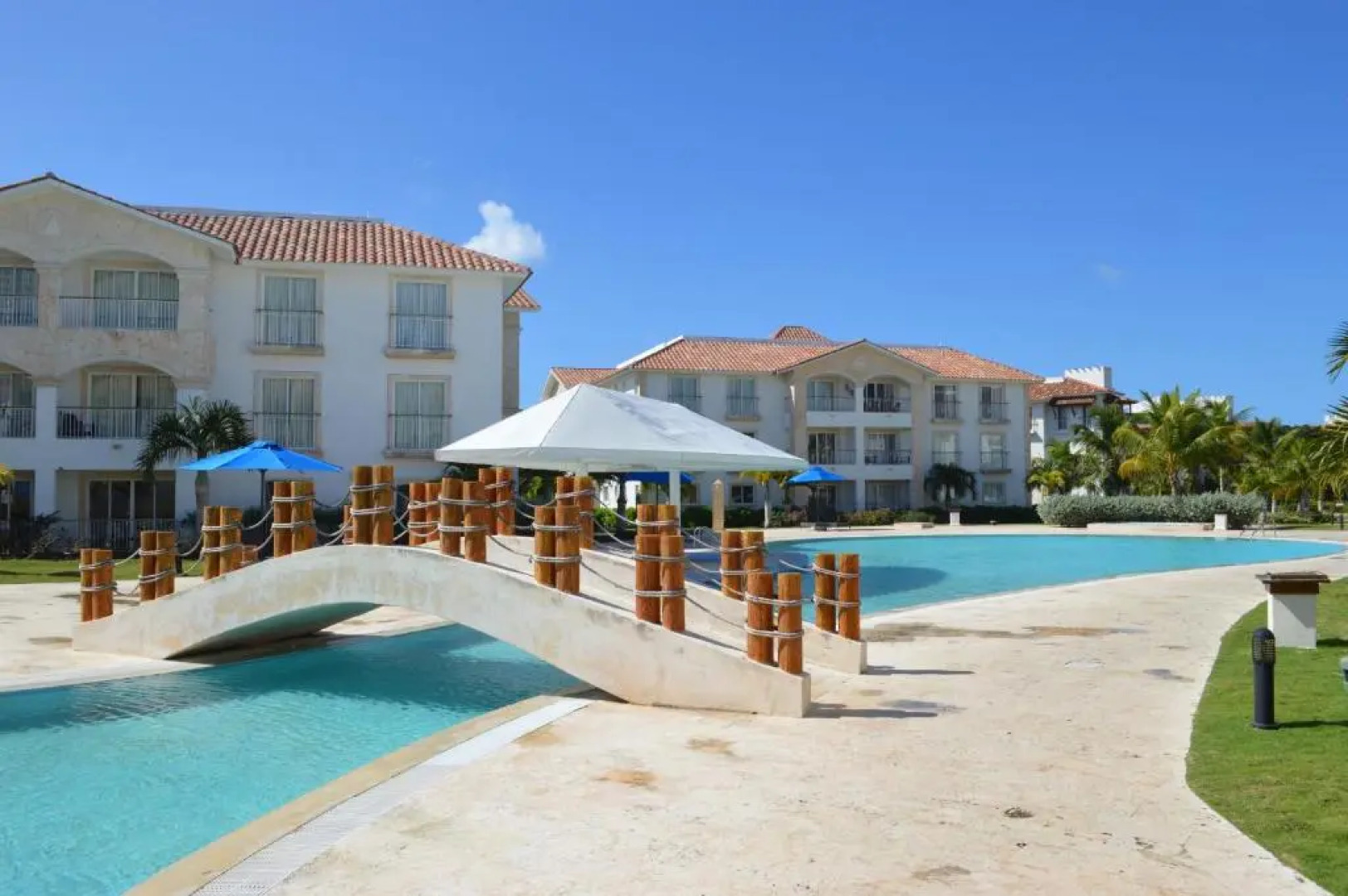 Apartaments at Cadaques Caribe