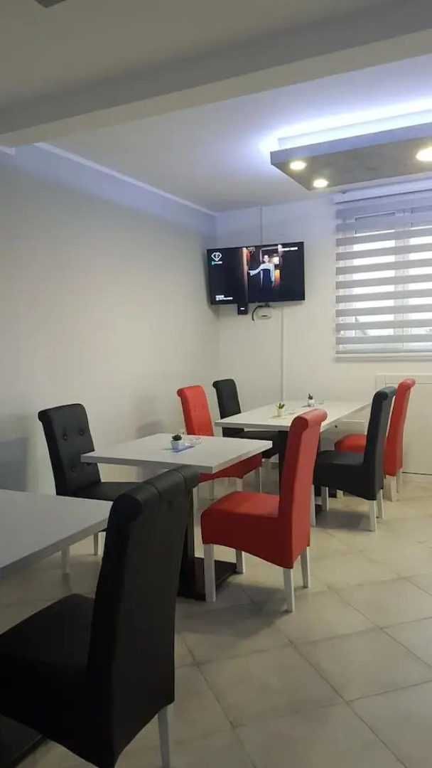 Airport View Apartment