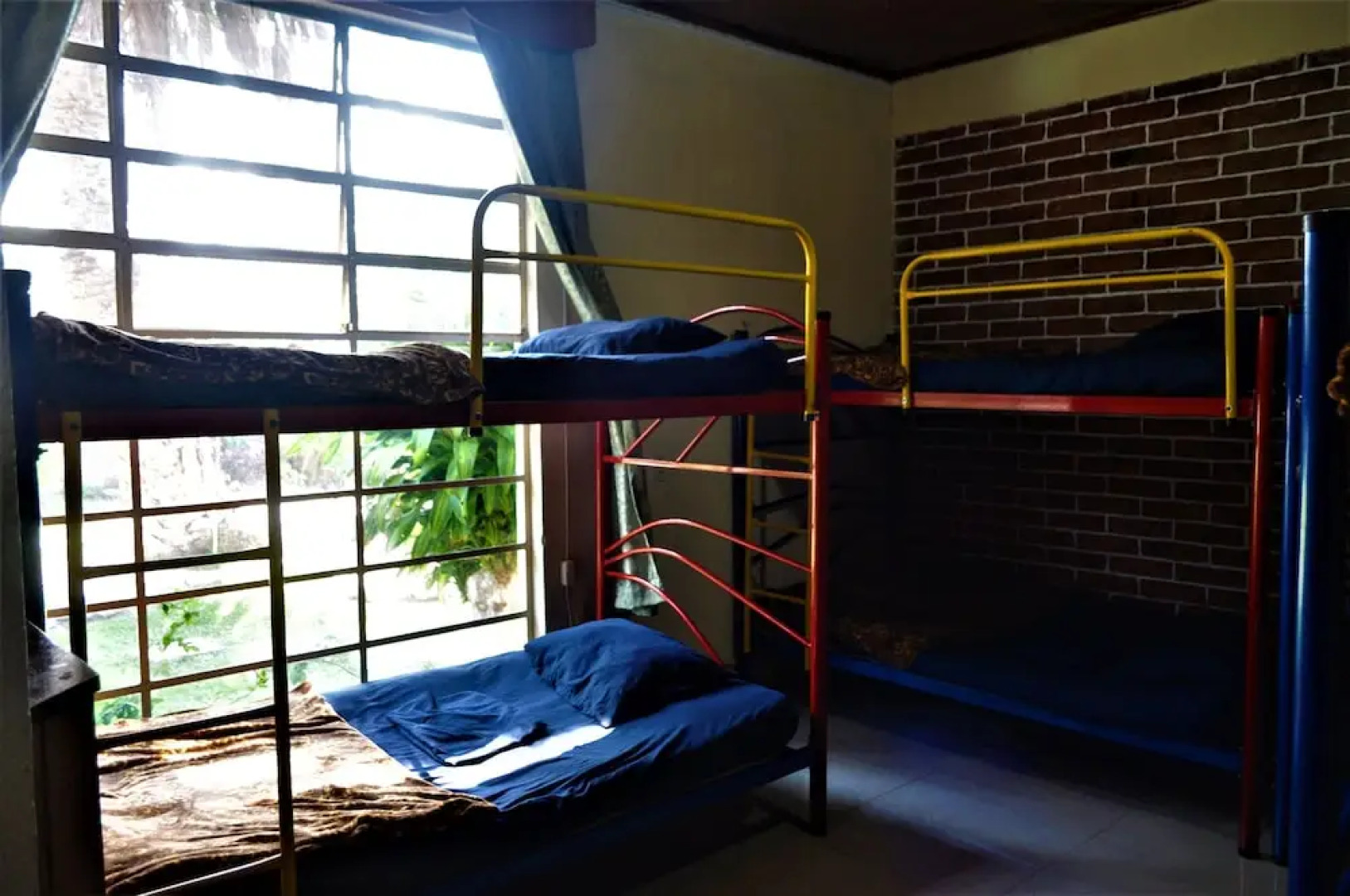 Hostal Dulces Sueños - Hostel