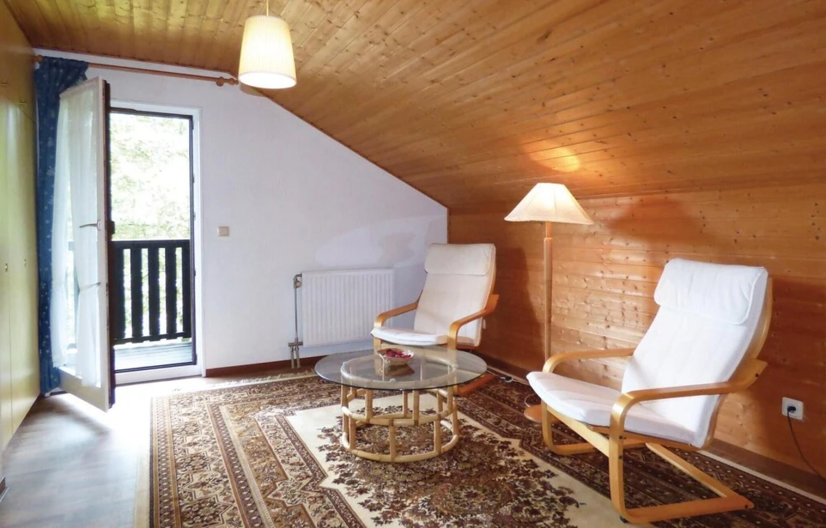 Beautiful Home in Thalfang With 4 Bedrooms and Wifi