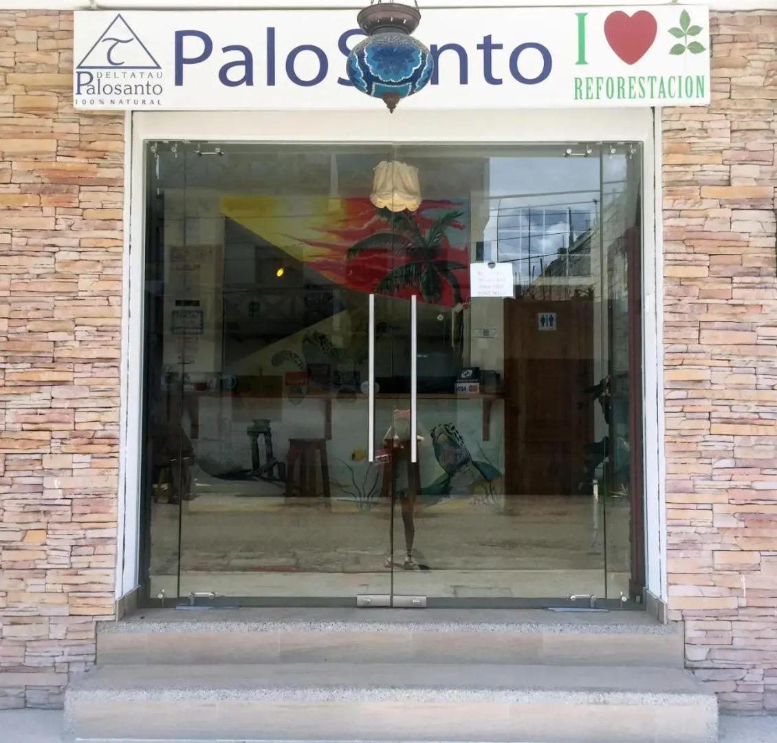 Hostal Yaku Montañita