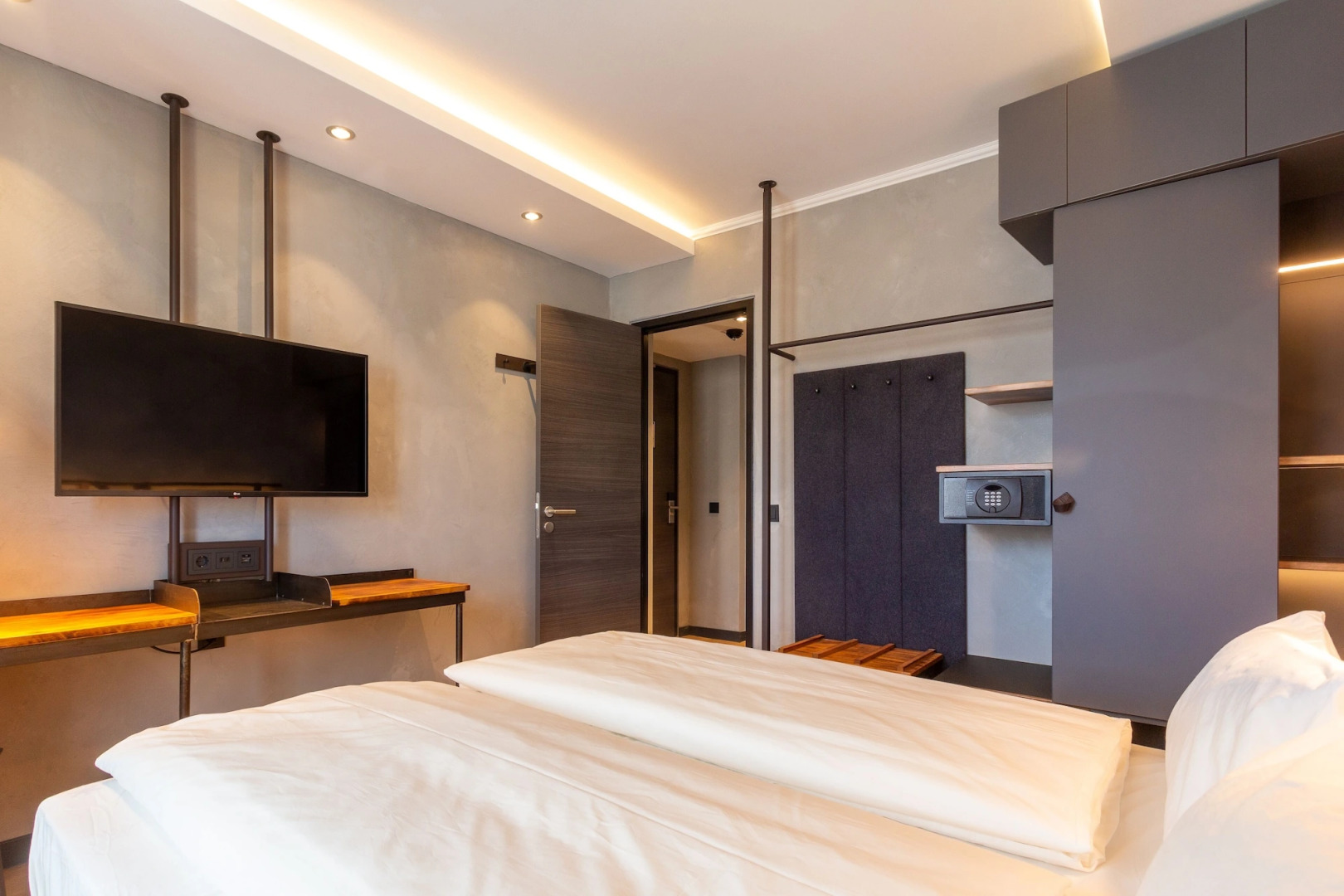 Unsölds Factory Hotel