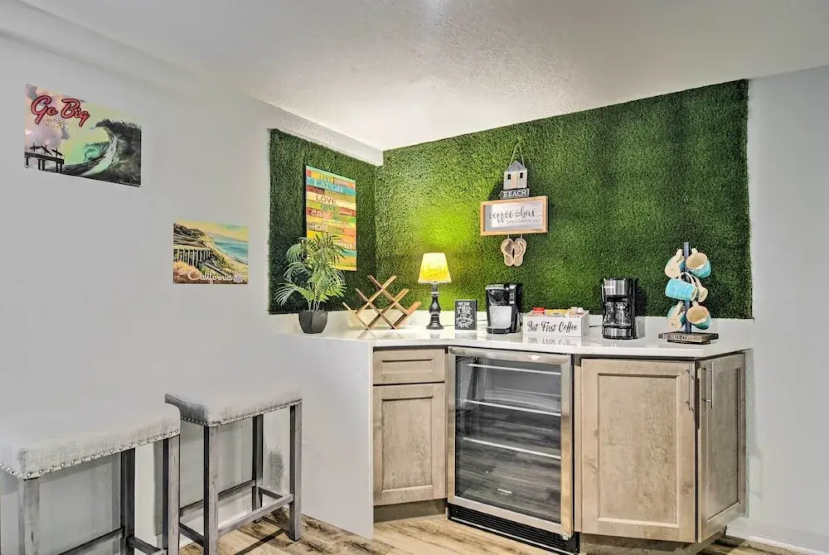 Sunny Seminole Home: Grill, Fire Pit & Fenced Yard