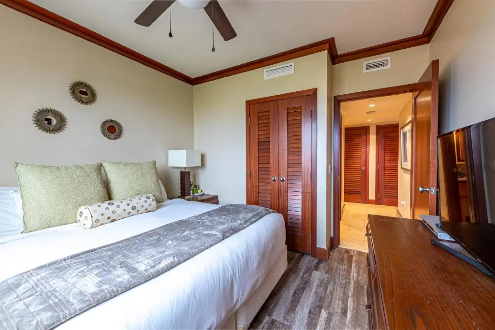 Luxurious Ocean View Beach Villa B-903 at Ko'Olina Beach Villas