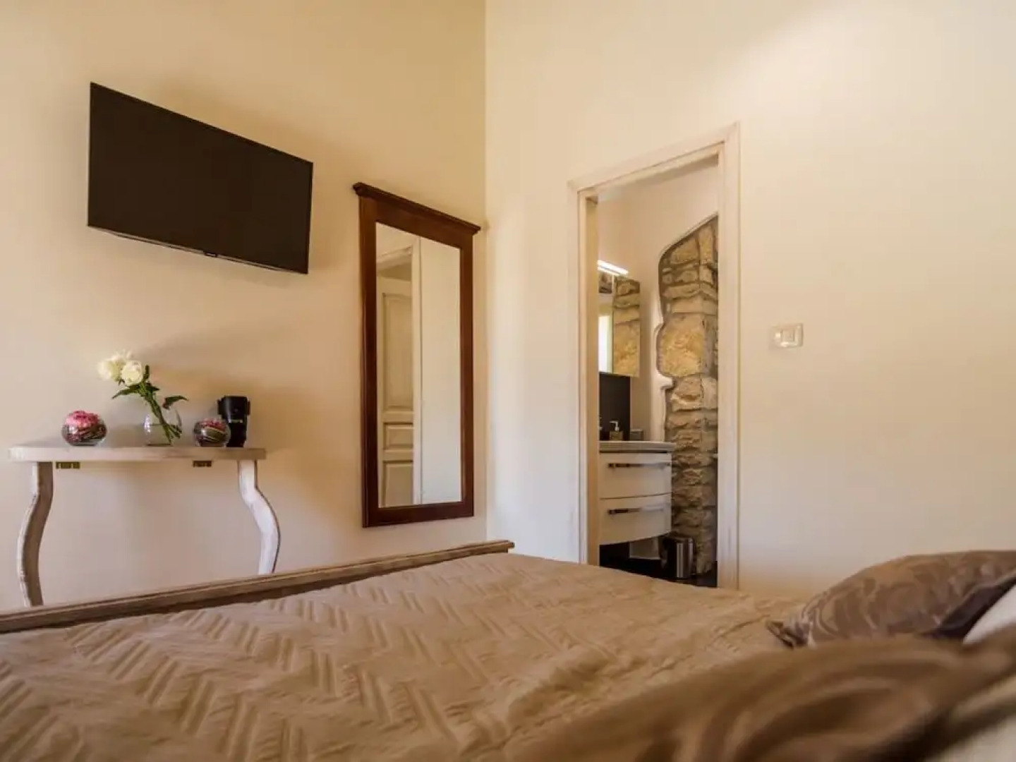 Luxury Villa With Swimming Pool, Summer Kitchen and Play Area Near Rabac and Labin