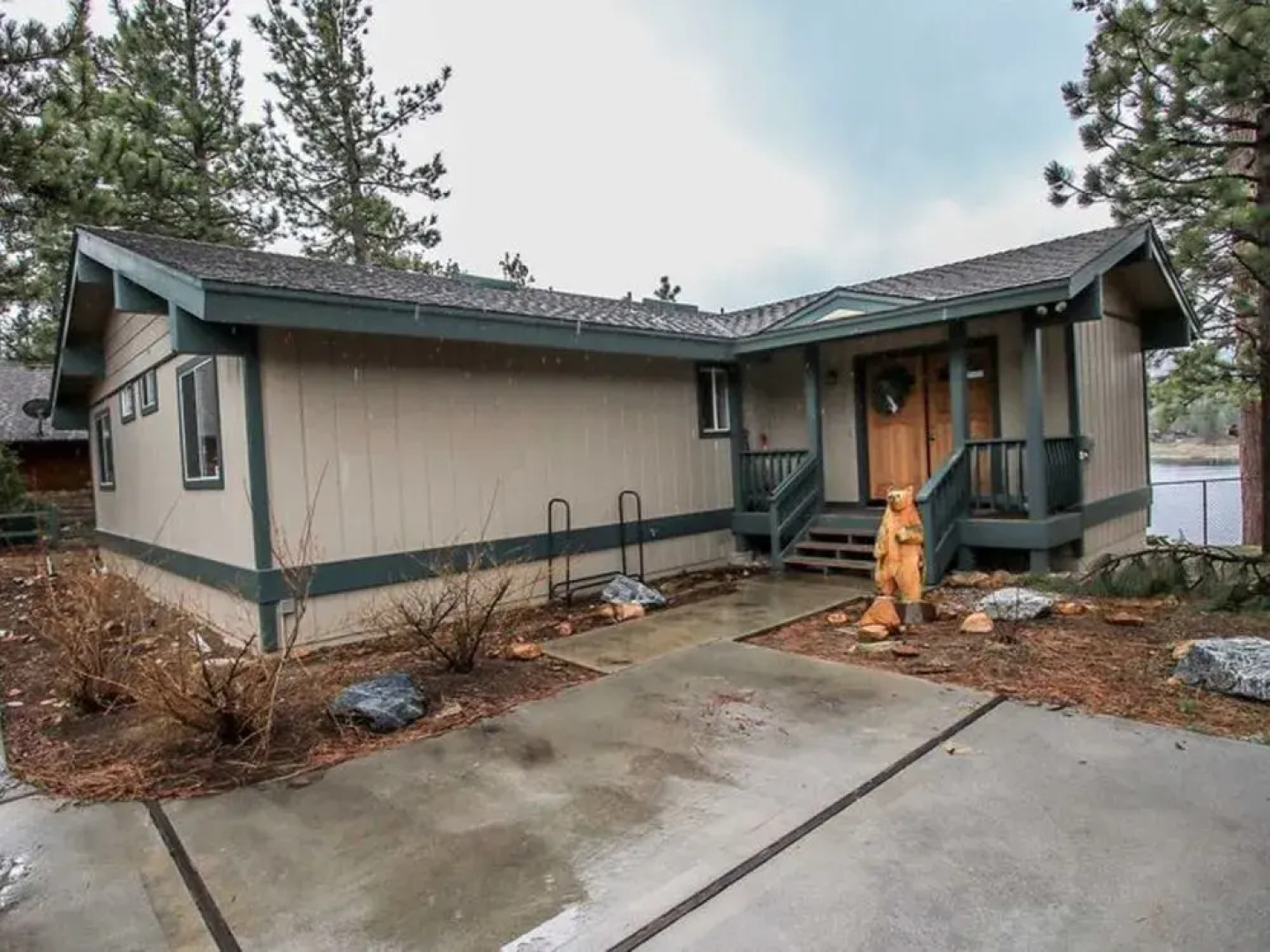 Lakefront Sanctuary #1306