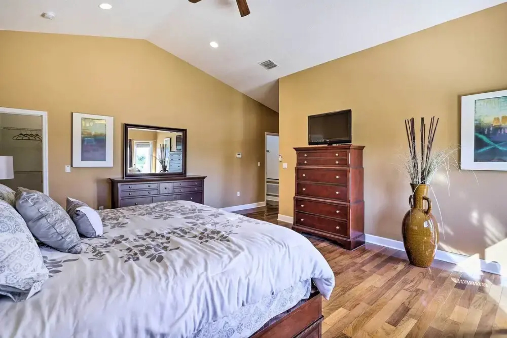 Cape Canaveral Abode < Half Mi to East Coast Beach