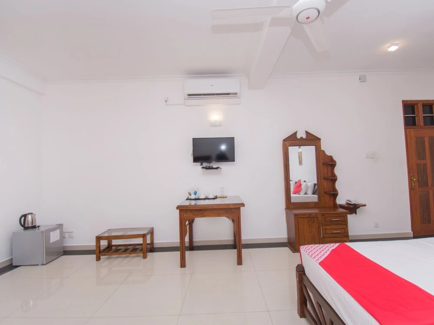 OYO 240 Grand Highway Resort