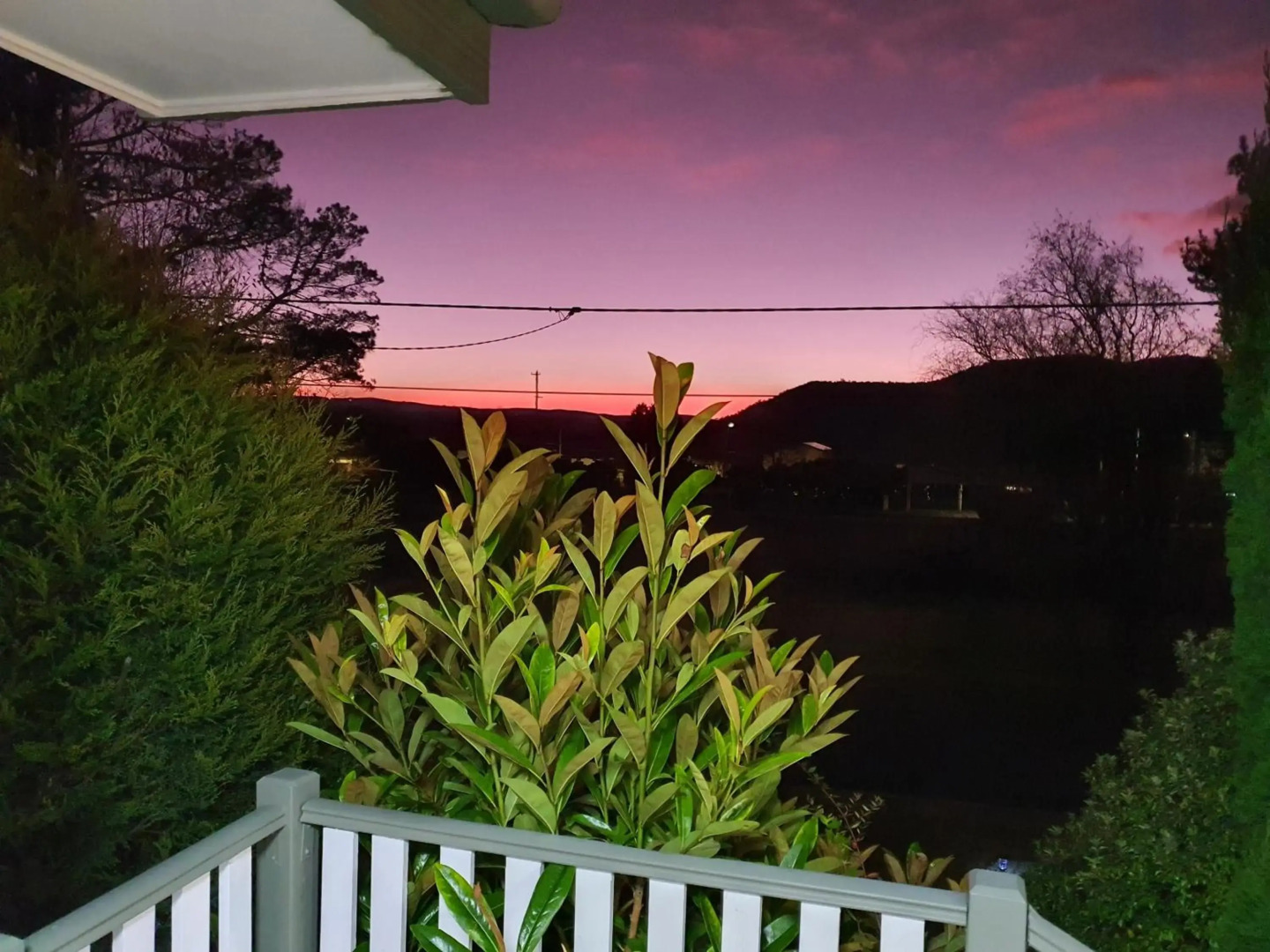 The Junction Estate COOL CALM COZY A Home N Host Property