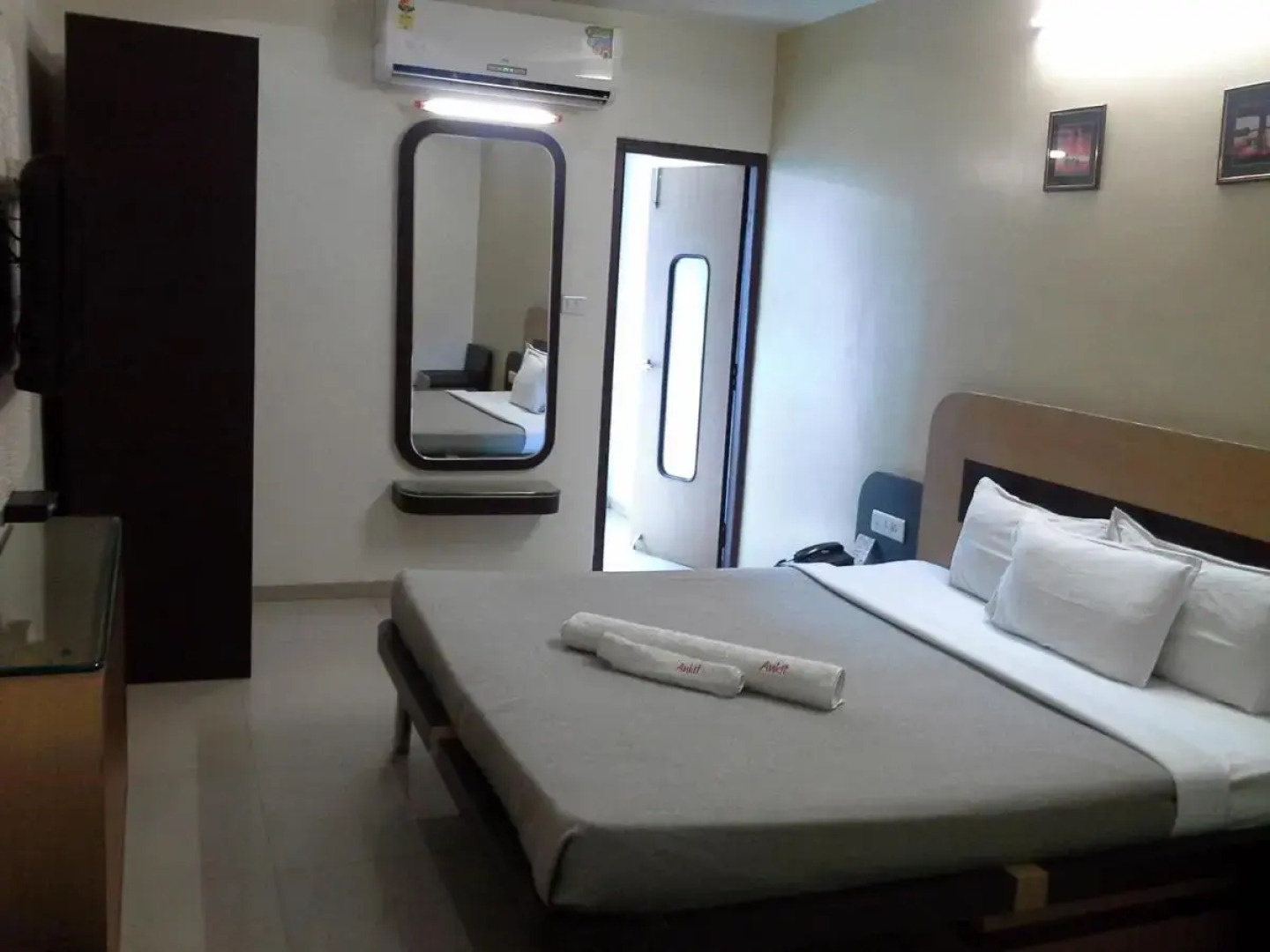 Hotel Galaxy's Vaibhav