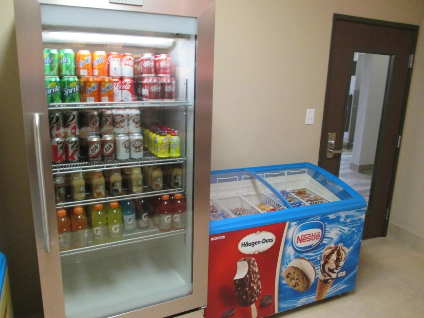 Best Western Plus Fort Worth Forest Hill Inn & Suites