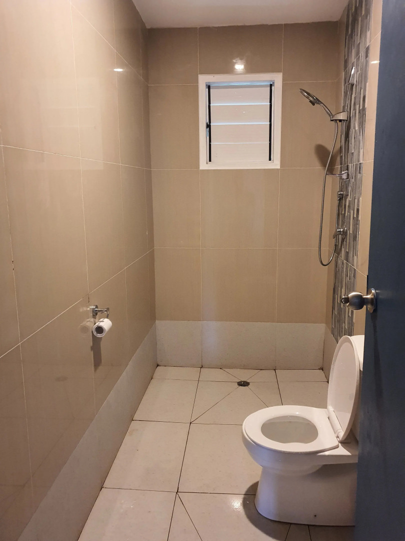 Single Room with Shared Kitchen and Living Room