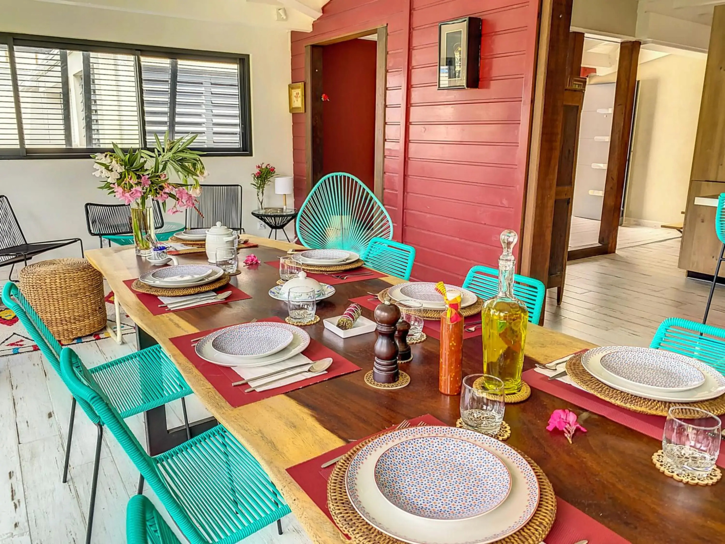 Acacia Secret, 3 min walk from Anse Marcel beach, on the Marina