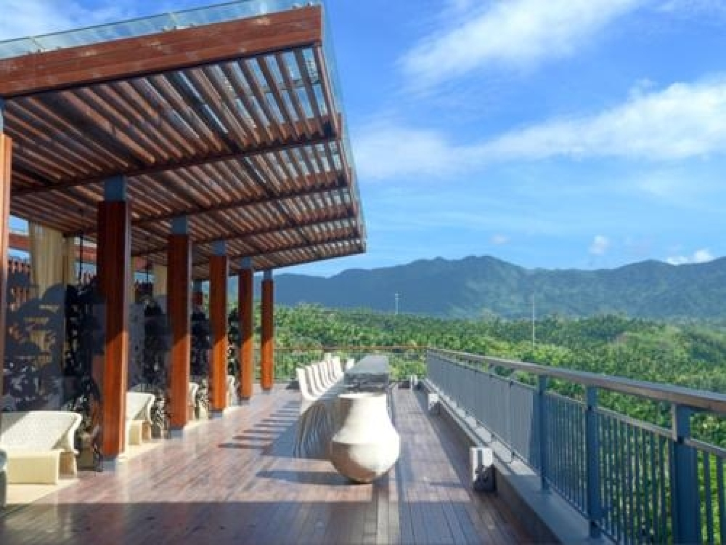 Hainan Mount Qixian Tang Hotel