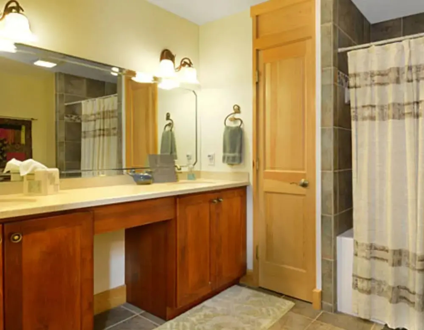 Bent Creek Lodge Bed & Breakfast