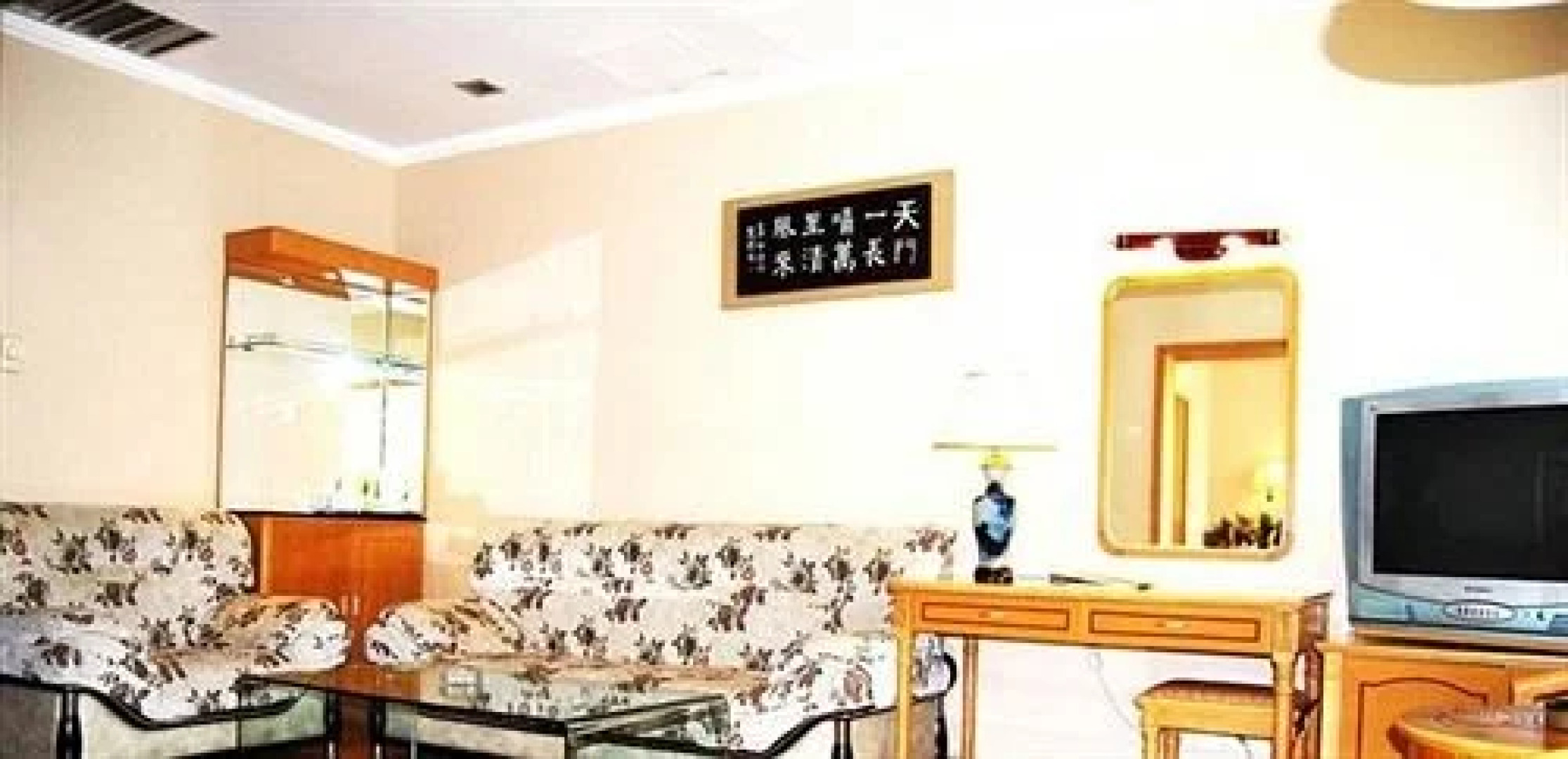 Thank Inn Chain Hotel Pingdingshan Weidong District Jianshe Road Trade Plaza