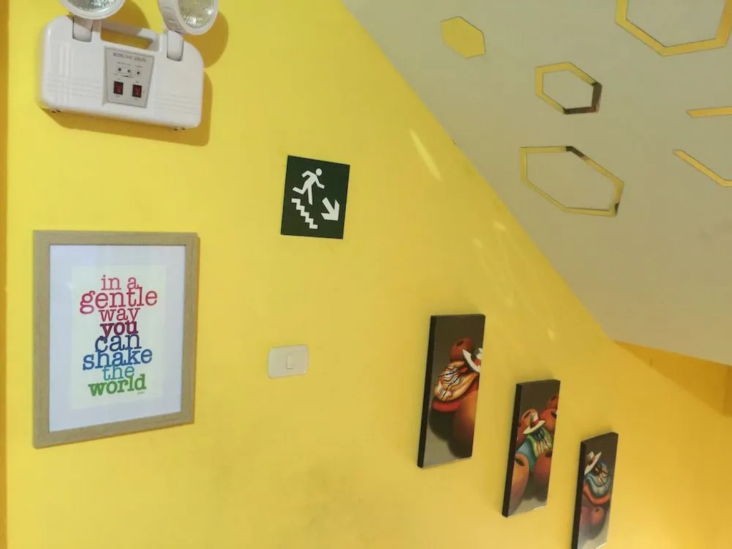 Mundo Albergue Aeropuerto