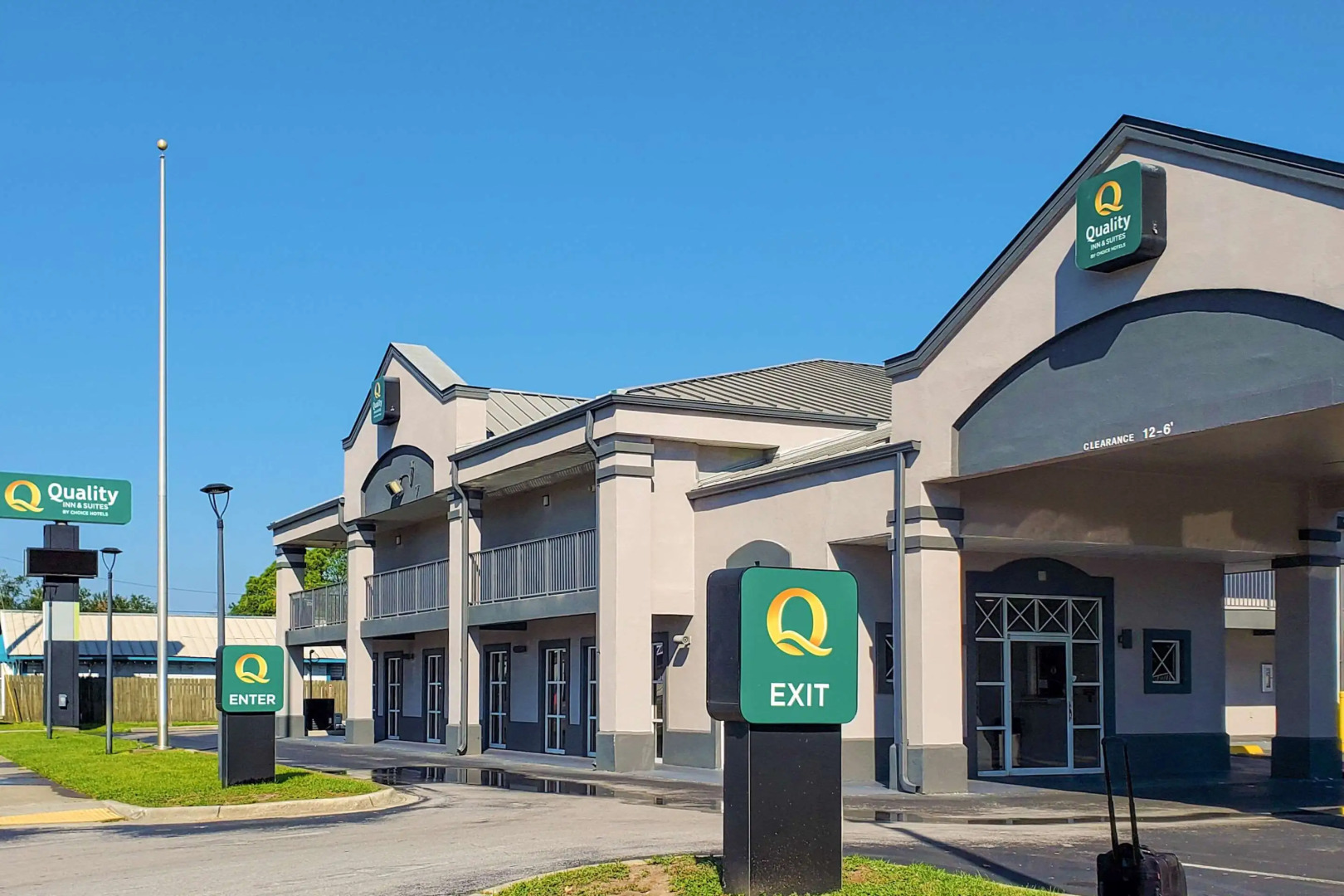 Quality Inn & Suites near Panama City Beach