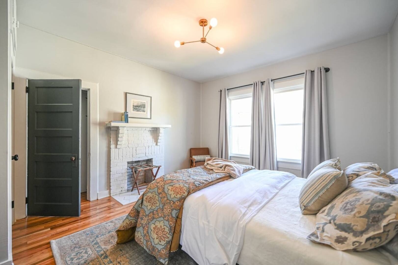 Sweet Carolina by Avantstay Near Black Mountain