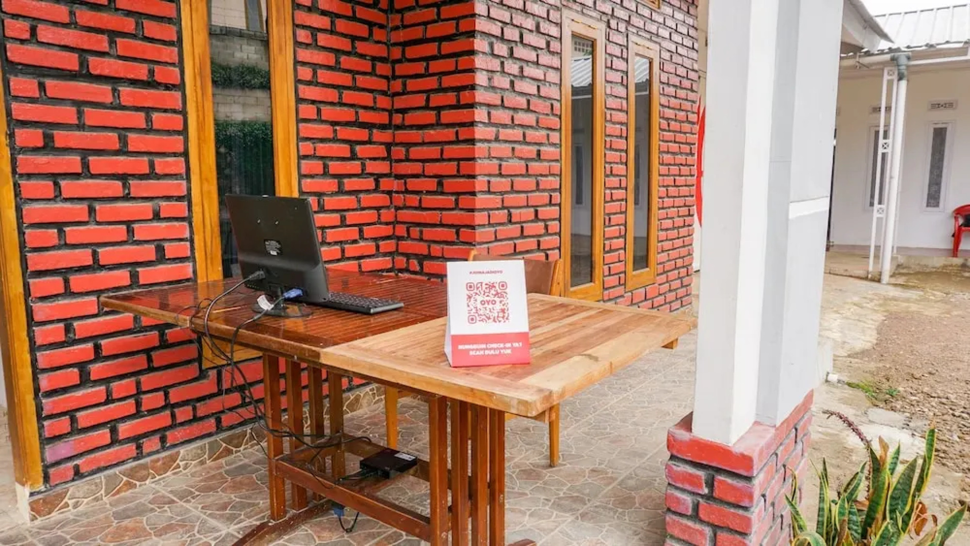 Cempaka Homestay by OYO Rooms