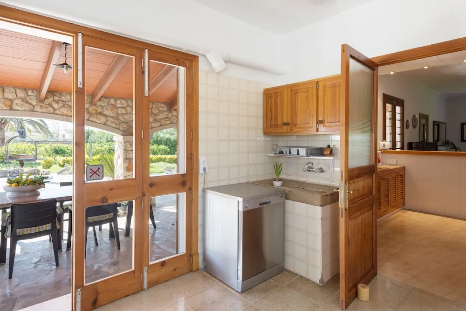 ES Cantó DES Morés