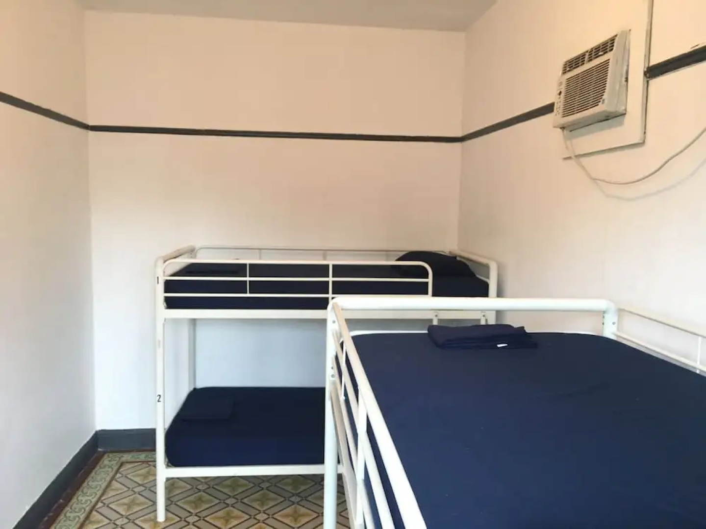 Hostel H1 Miramar