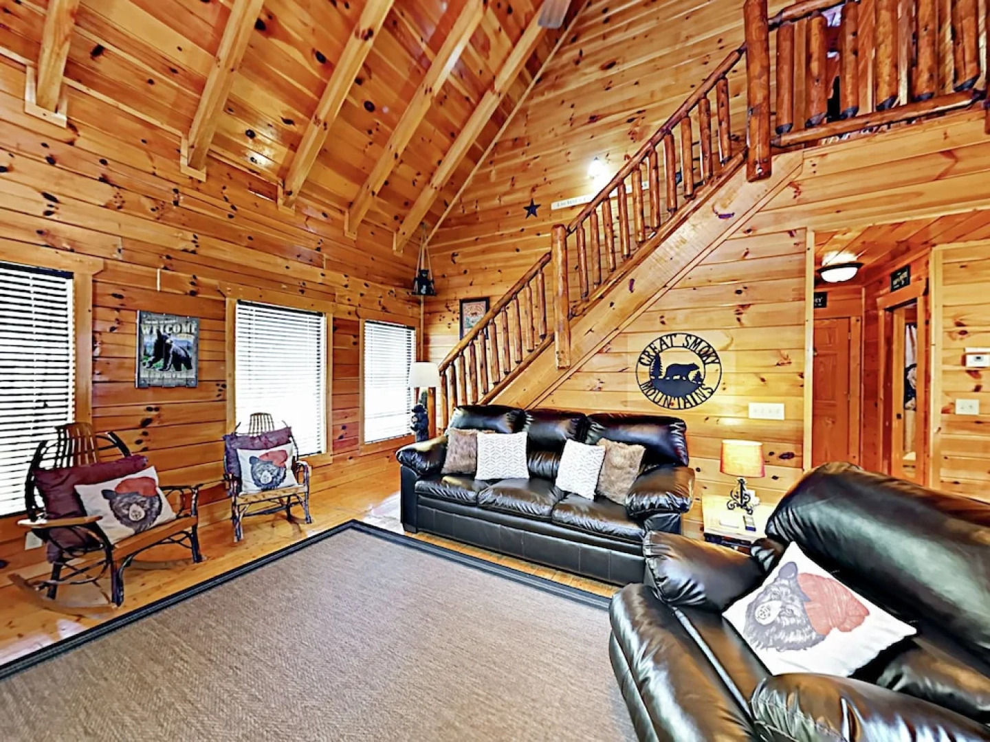 Upper Middle Creek 2 Cabins 6 Bedrooms 6 Bathrooms Cabin