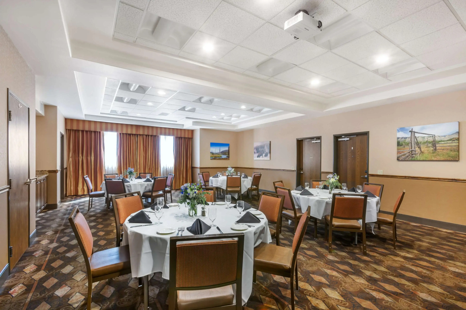 Best Western Premier Ivy Inn & Suites