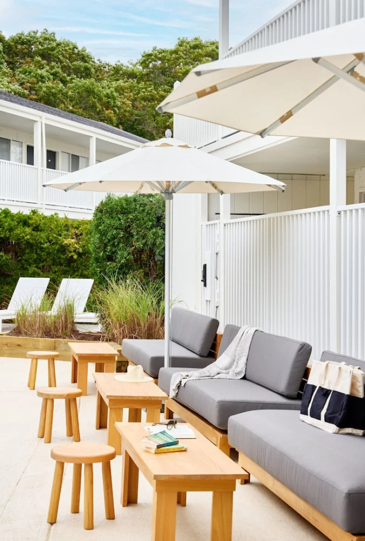 Windjammer Motor Inn