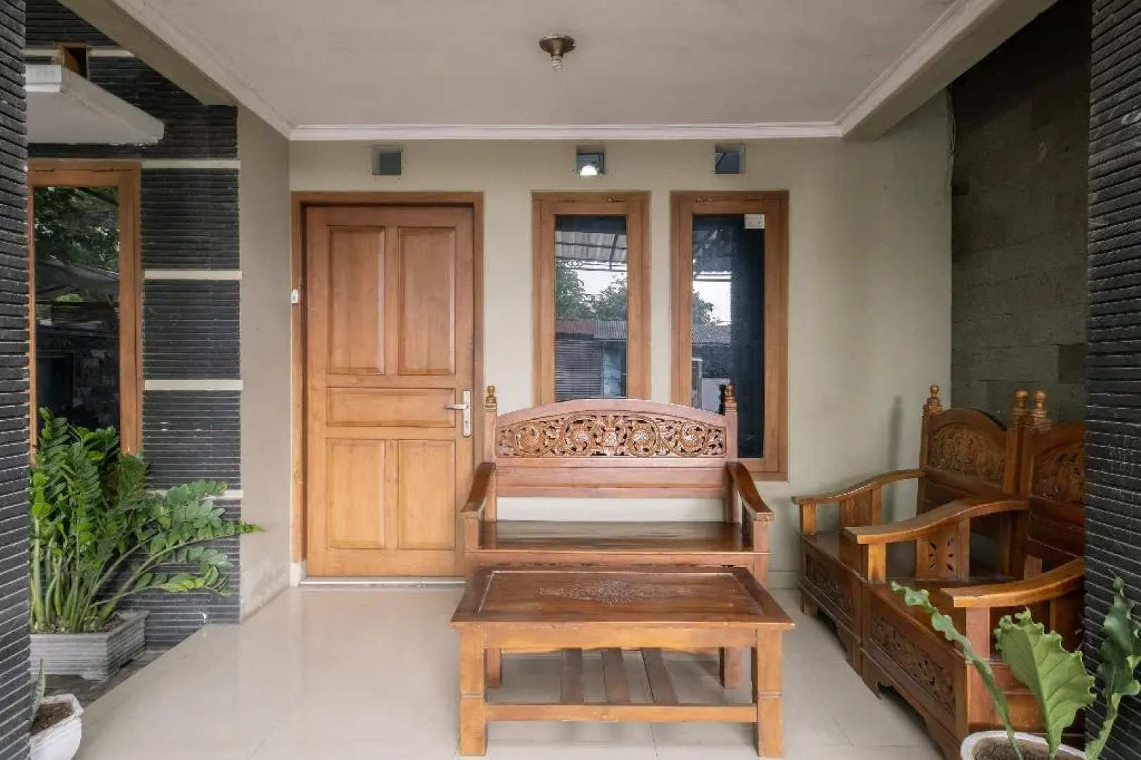 OYO 2995 Oemah Sorowajan Homestay Syariah
