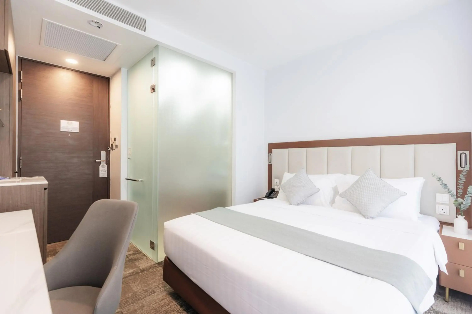 Santa Grand Hotel East Coast, a NuVe Group Collection