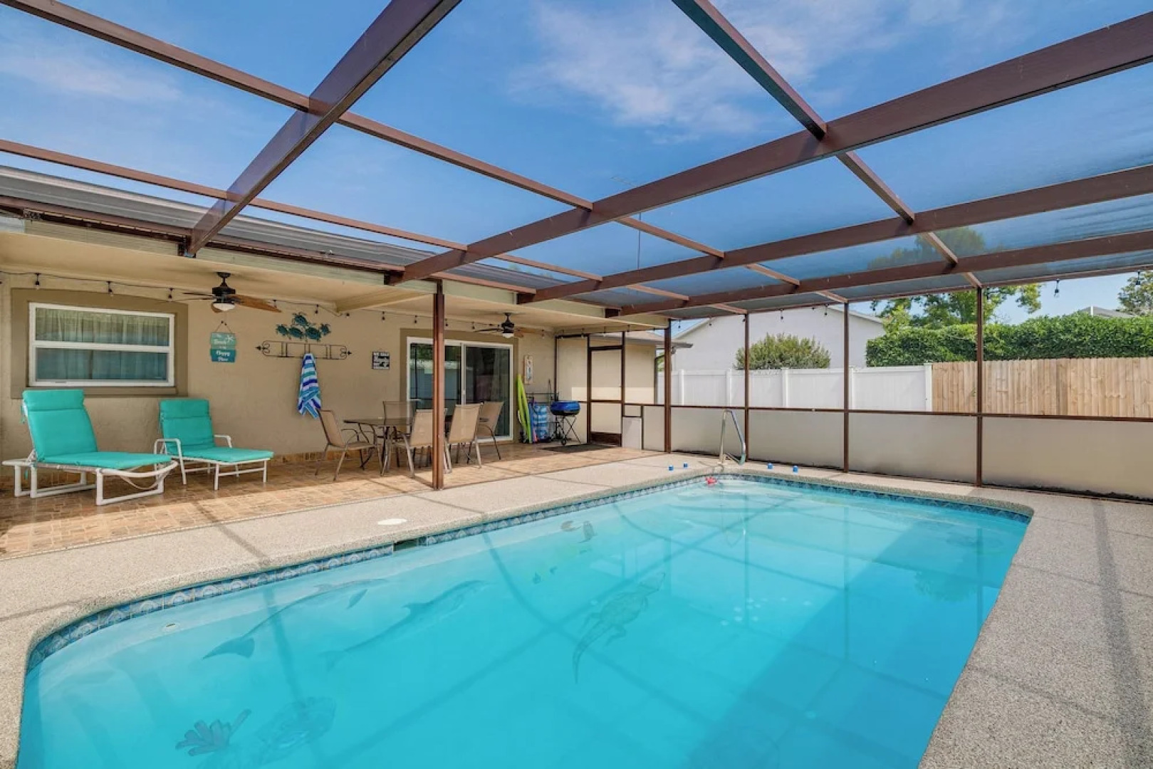 Screened Lanai & Heated Pool: Spring Hill Home