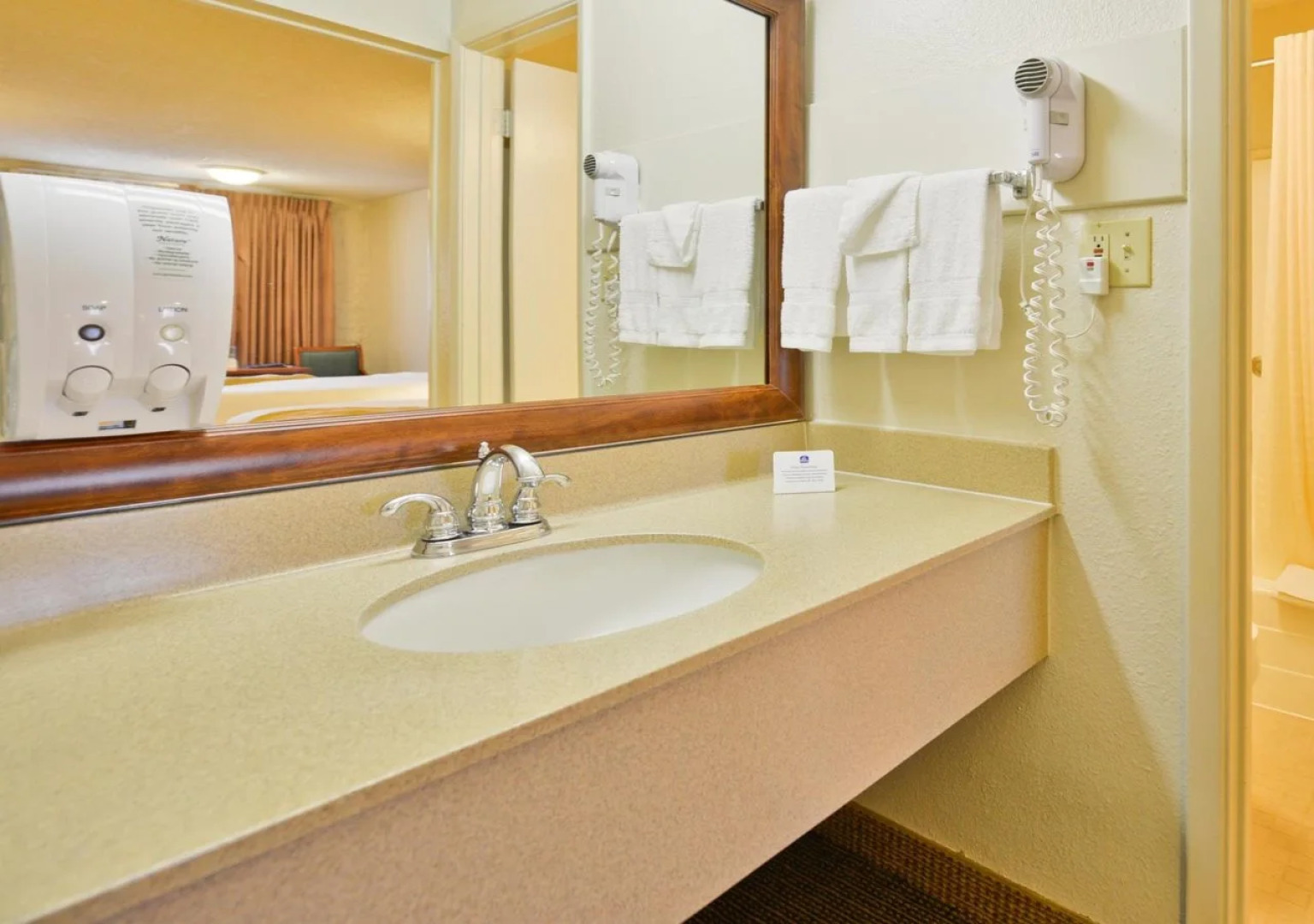 Extend-a-Suites - Phoenix Airport