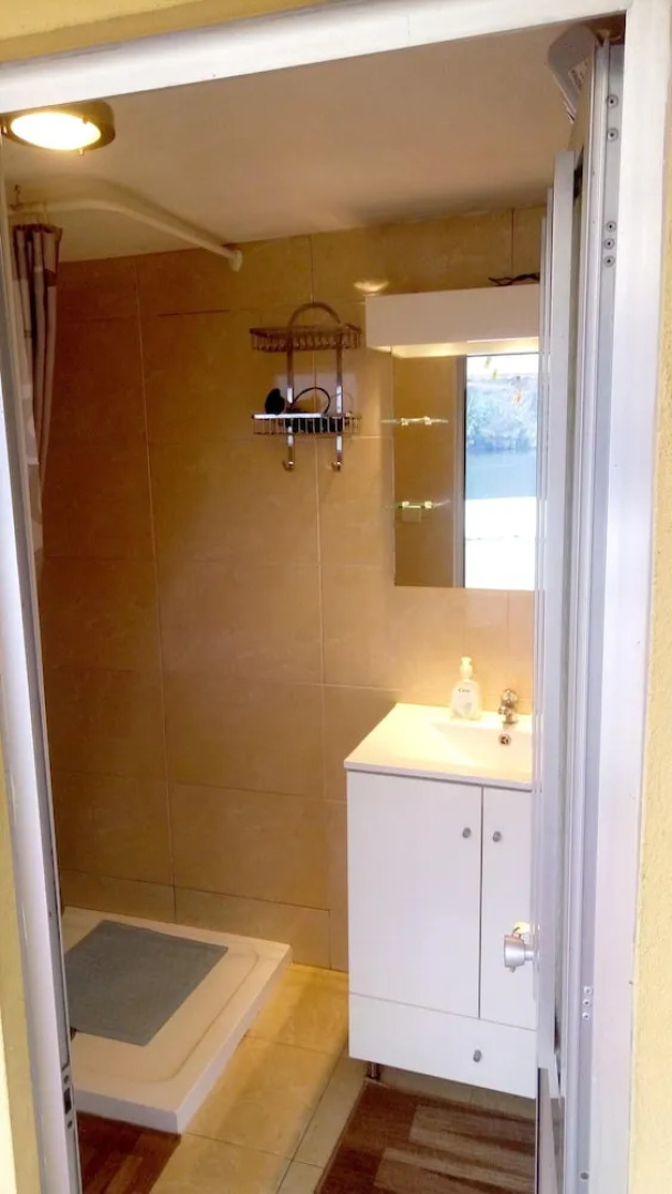 House With one Bedroom in Santa Maria de Feira, With Wonderful Mountai