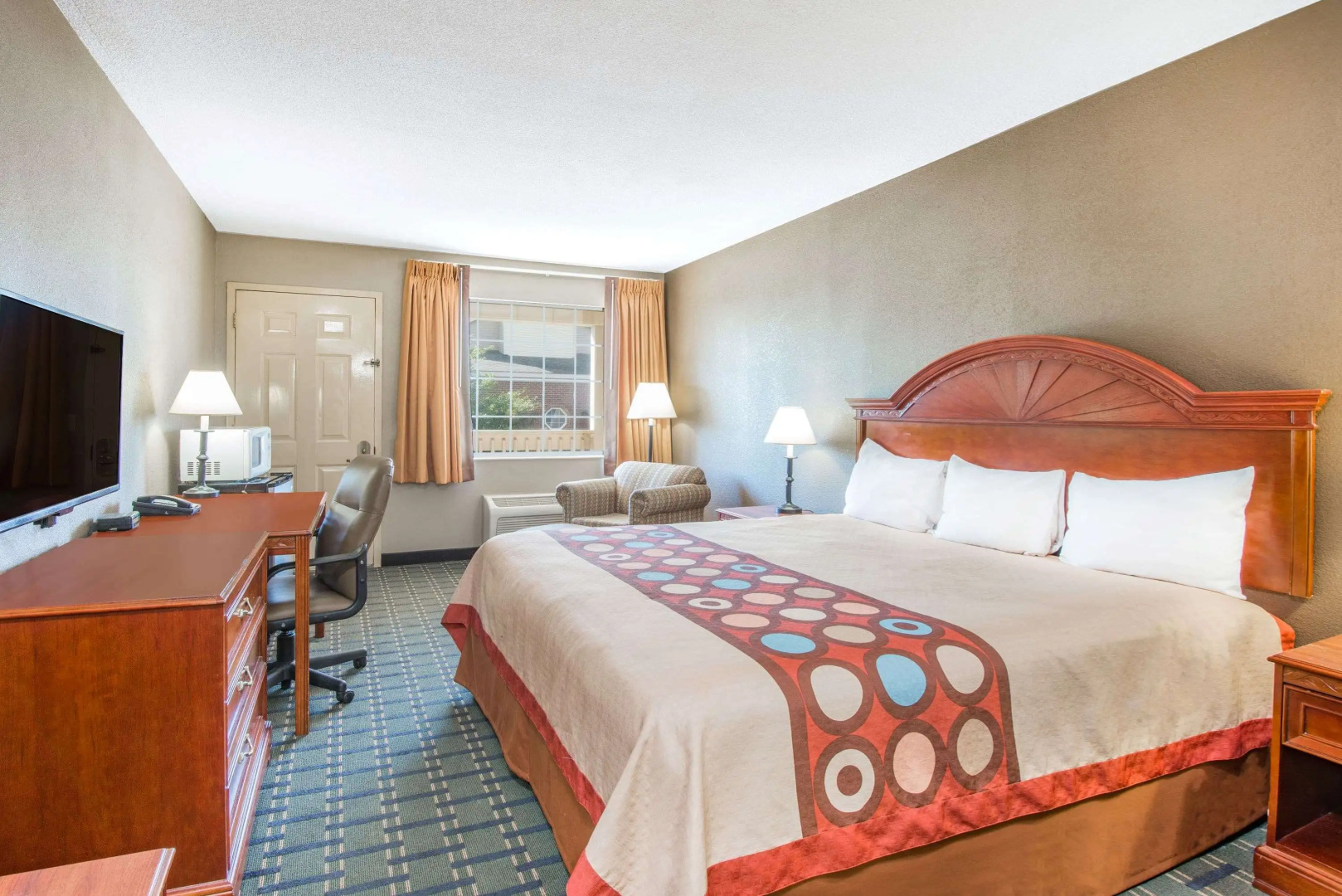Red Roof Inn & Suites Marysville