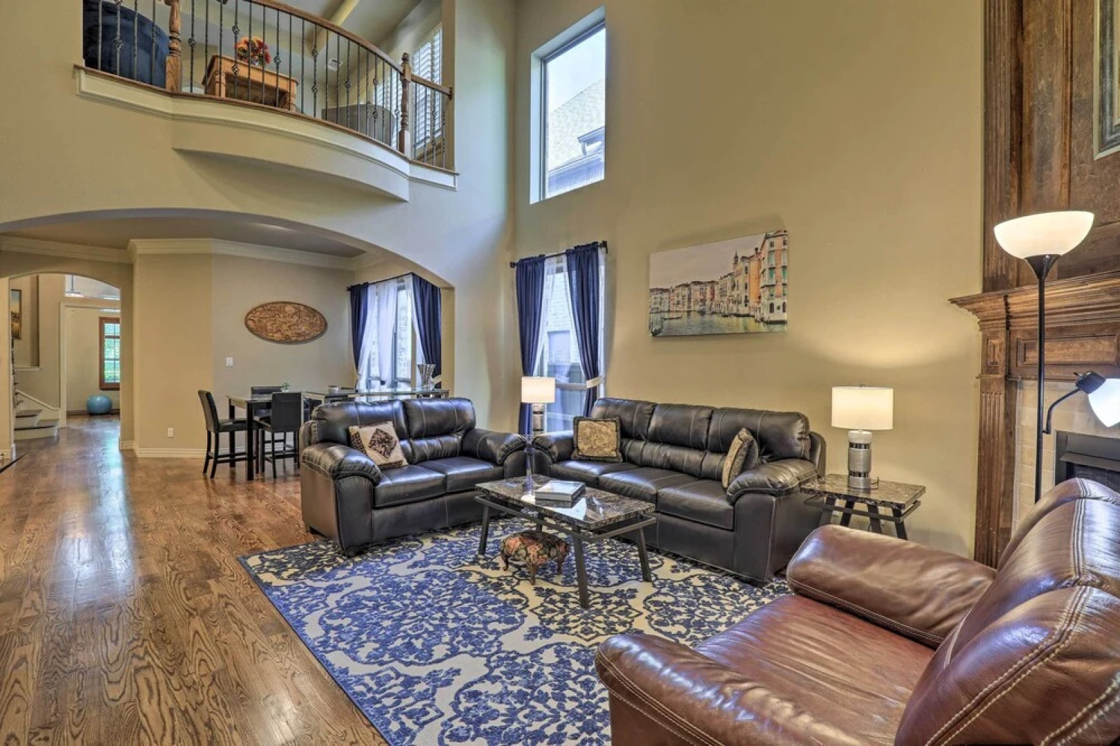 Chic Family-friendly Home in Irving w/ Yard!